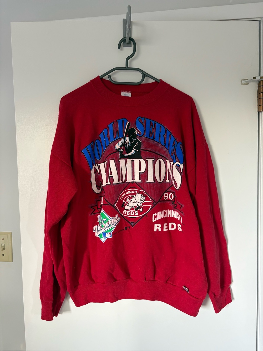 Vintage Cincinnati Reds MLB World Series Champions Crewneck Sweater 1990